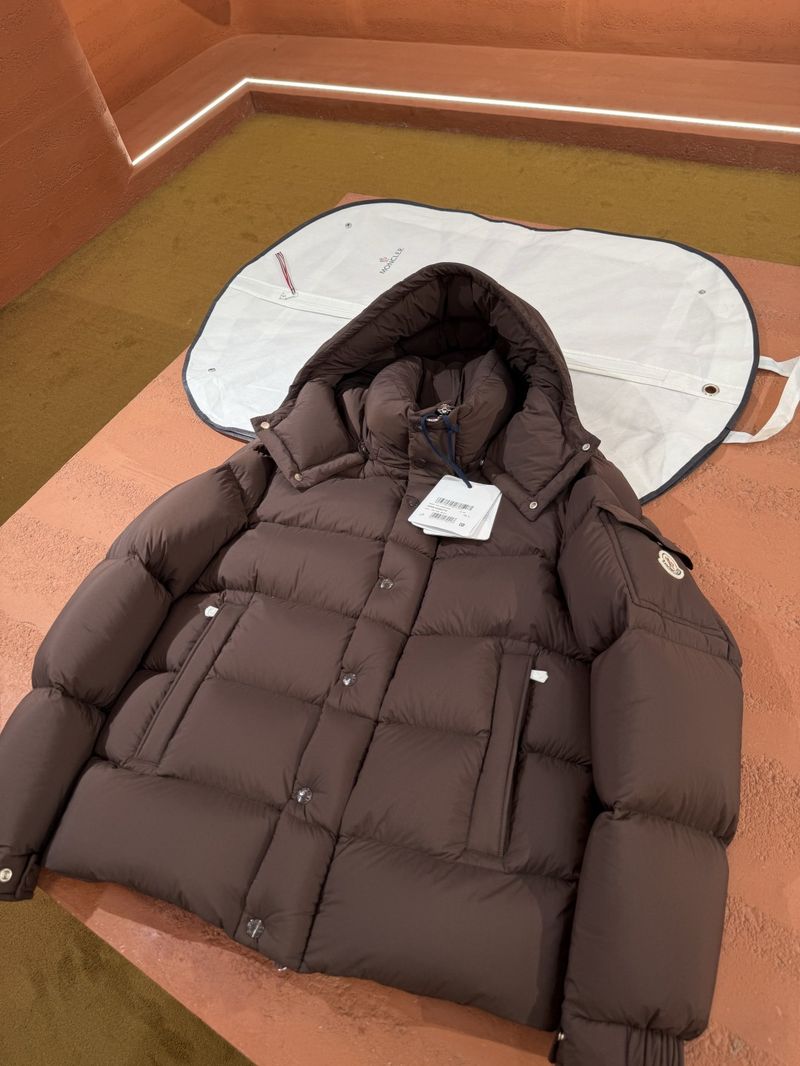 몽클레르 후드 쇼트 패딩 재킷 - 겨울패딩 레플리카 참고 이미지